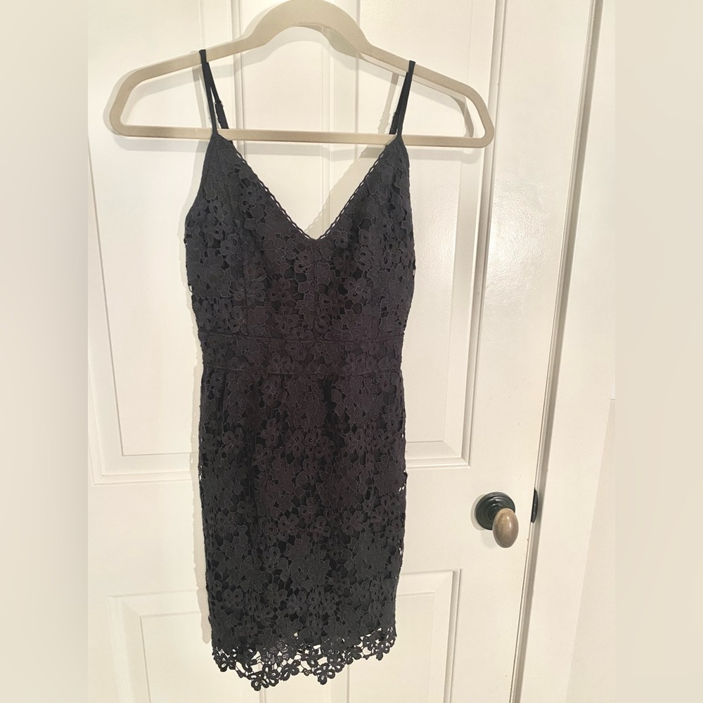 Abercrombie & Fitch lace cami dress. Size XS. Navy blue.